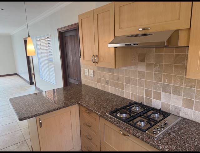 2 BEDROOM SECTIONAL TITLE FOR SALE IN NEWLANDS